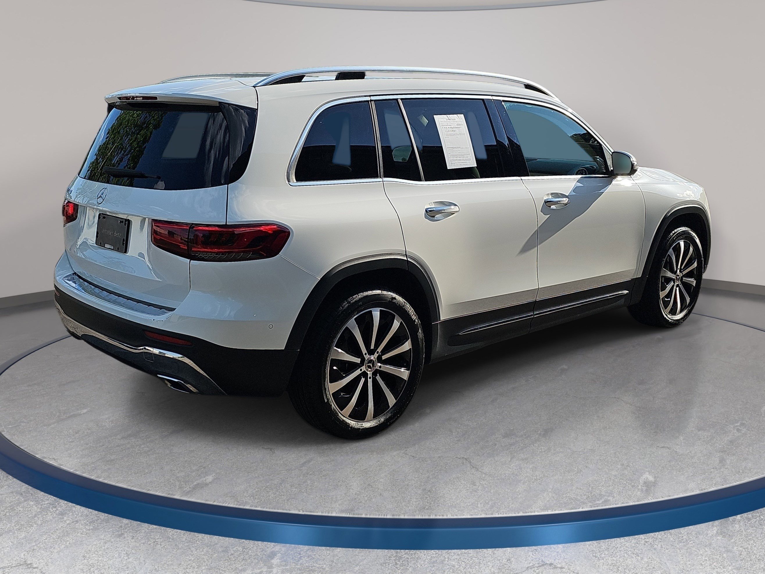 Used 2022 Mercedes-Benz GLB 250 image 6