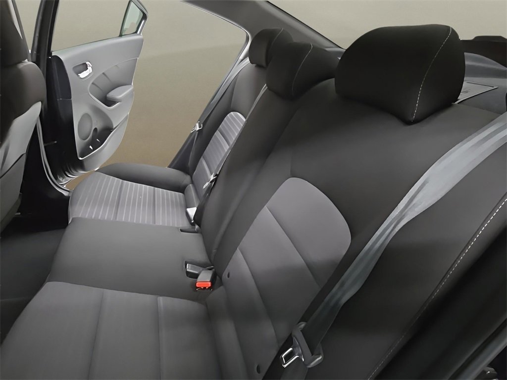 Used 2018 Kia Forte S image 15