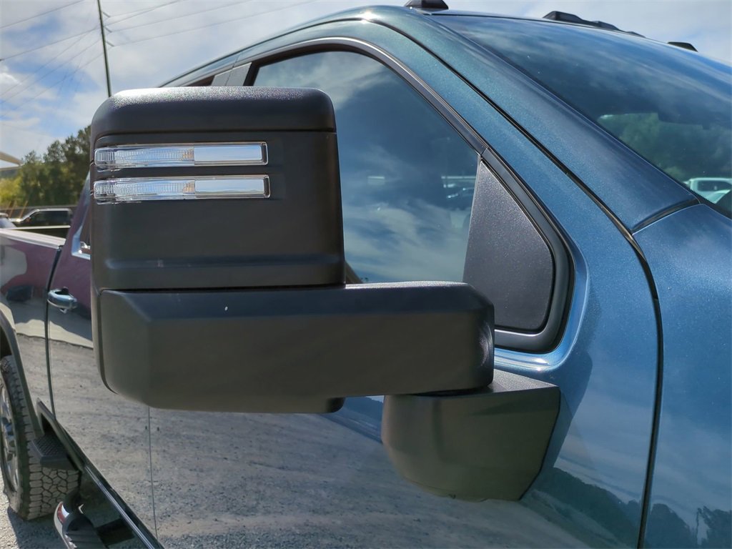 Used 2025 Chevrolet Silverado 2500 LT image 12