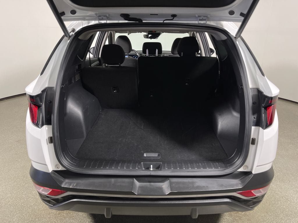 Certified 2024 Hyundai Tucson SEL AWD/4WD image 11