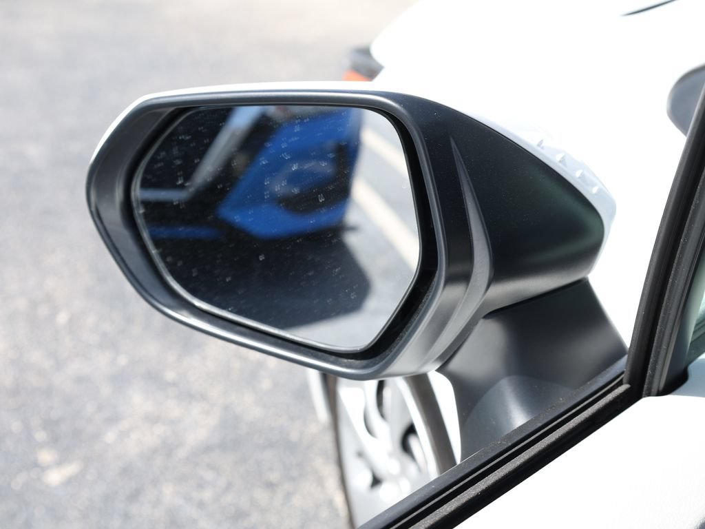 Used 2025 Toyota Corolla LE FWD image 9