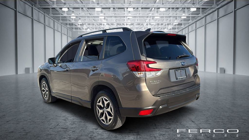 Used 2020 Subaru Forester Premium w/ Popular Package #1 AWD/4WD image 3