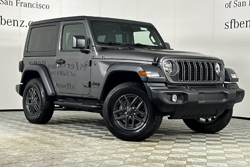 Used 2026 Jeep Wrangler Sport AWD/4WD image 2