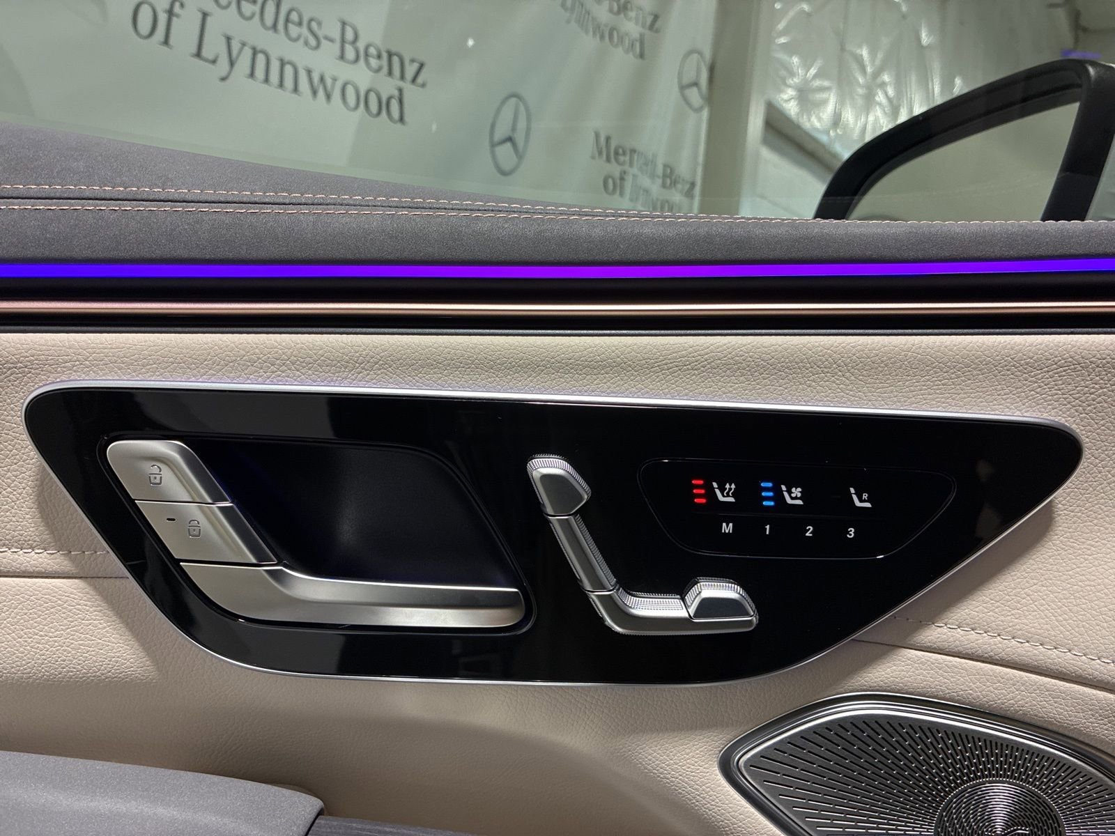 Used 2025 Mercedes-Benz EQS 450+ 4MATIC SUV image 11