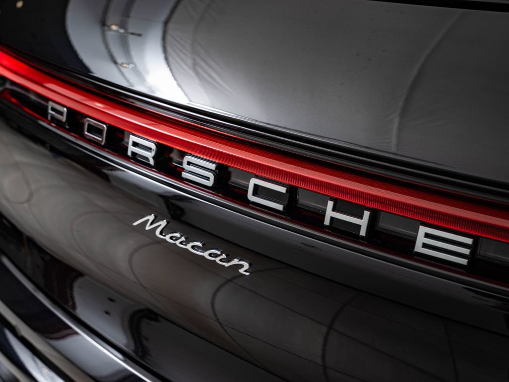 New 2026 Porsche Macan AWD/4WD image 19