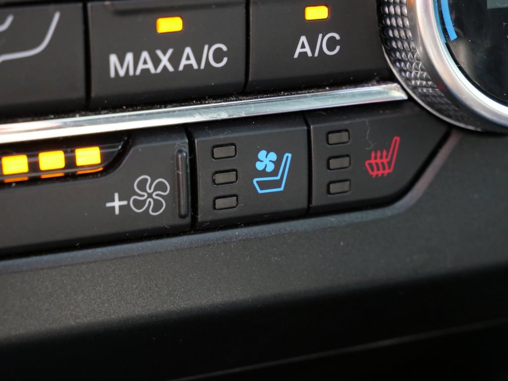 Used 2021 Ford Expedition Max Platinum AWD/4WD image 31