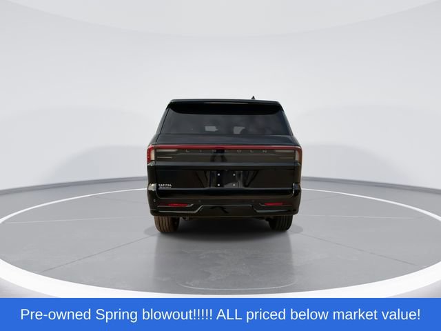 Used 2025 Lincoln Navigator Reserve w/ Jet Appearance Package AWD/4WD image 7