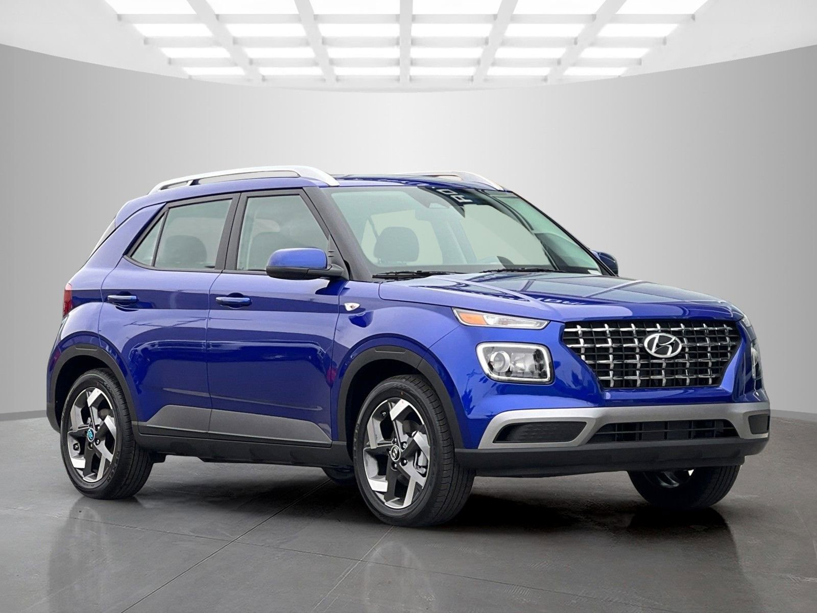 New 2025 Hyundai Venue SEL image 2