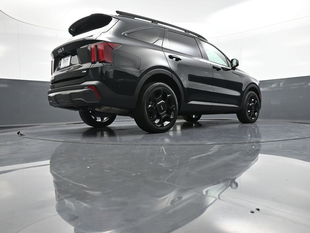 Certified 2024 Kia Sorento SX image 32