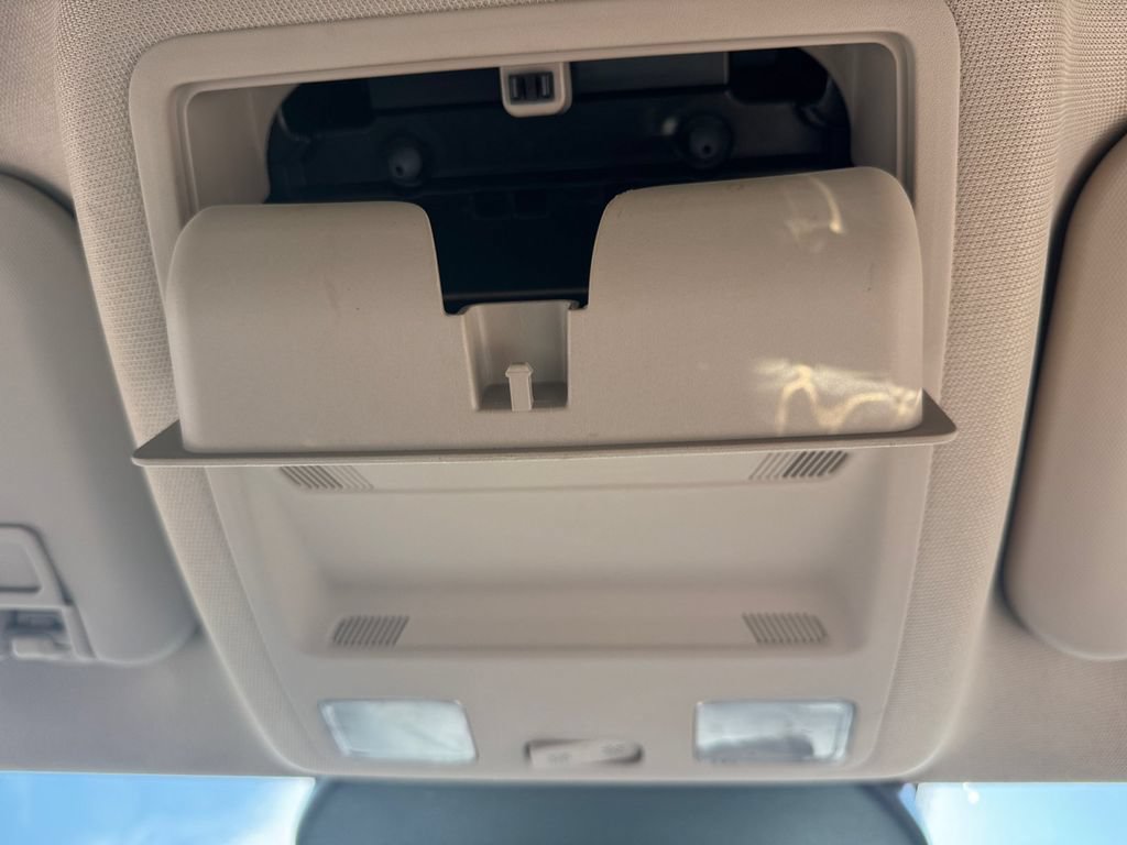 Certified 2020 Ford Escape SE FWD image 17