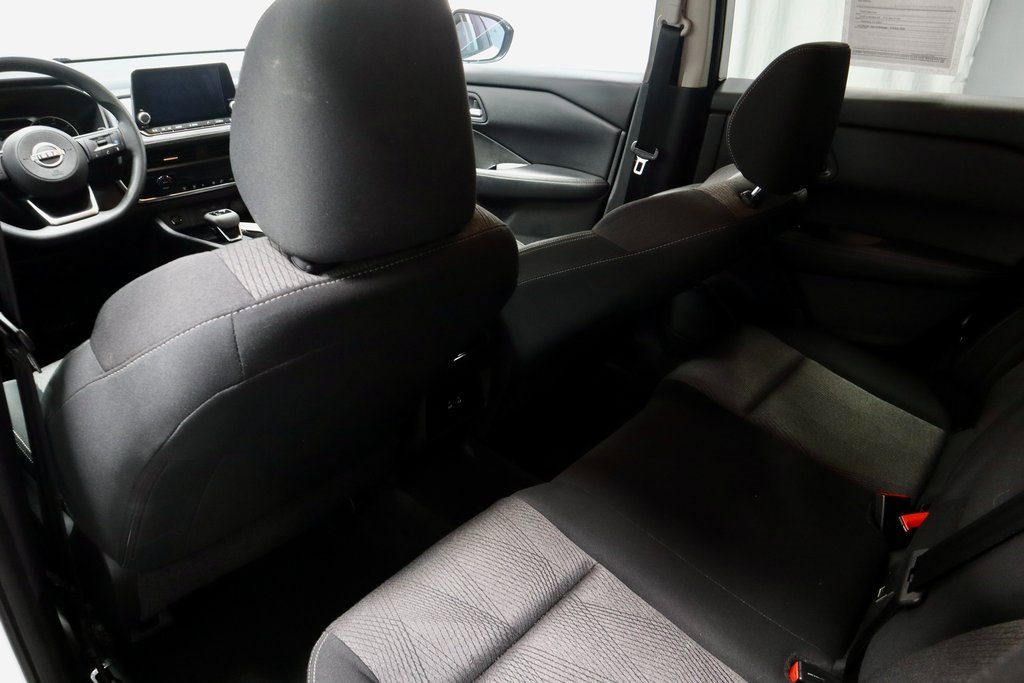 Certified 2024 Nissan Rogue SV image 20