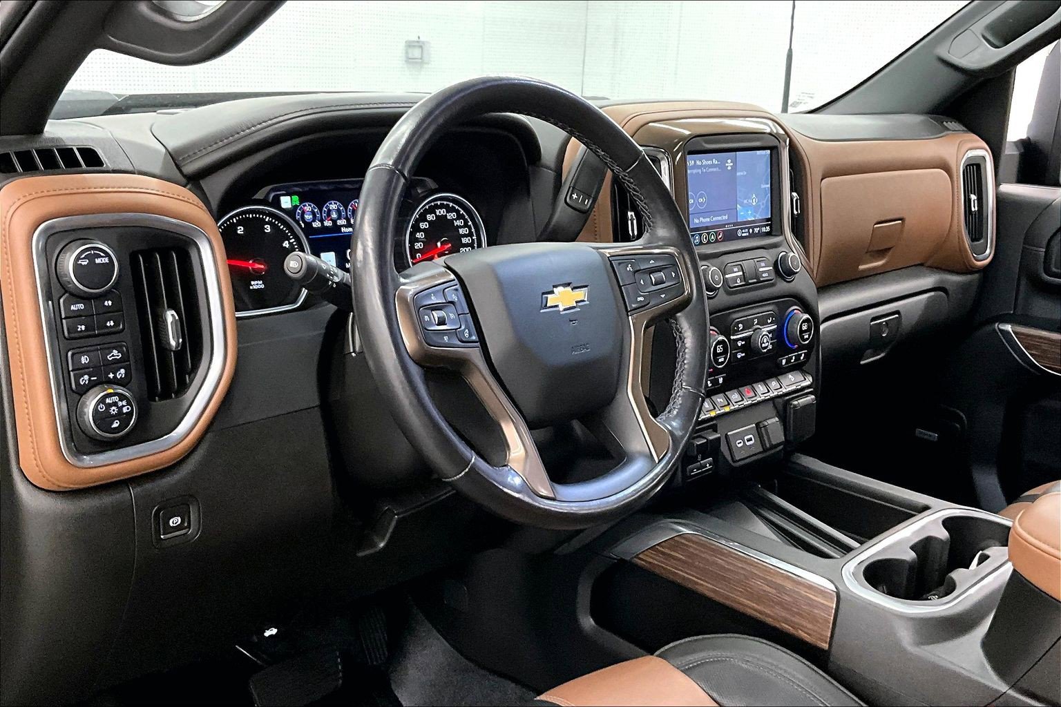 Used 2022 Chevrolet Silverado 3500 High Country w/ Safety Package II AWD/4WD image 14