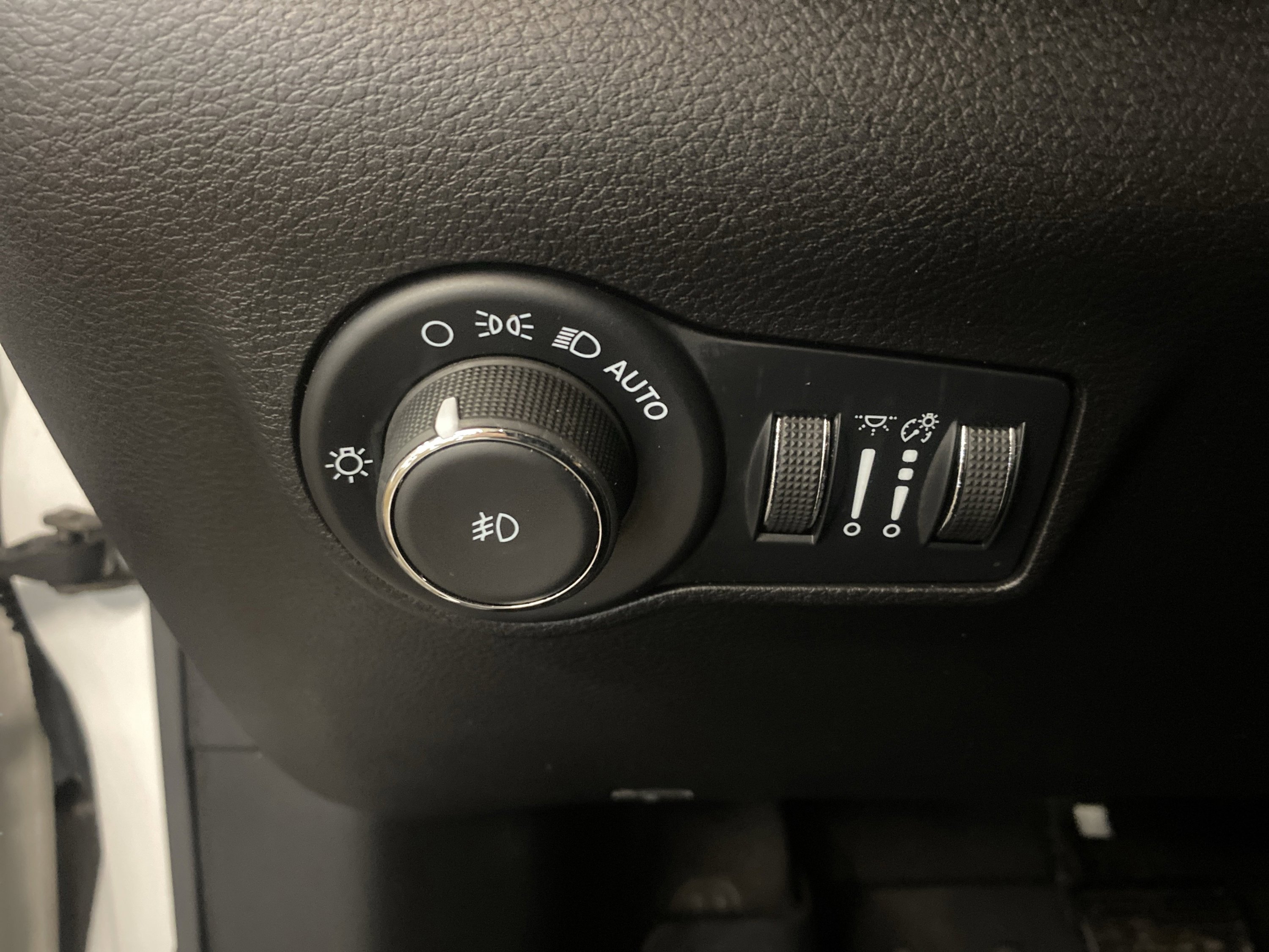 Used 2022 Jeep Compass Altitude w/ Convenience Group AWD/4WD image 20