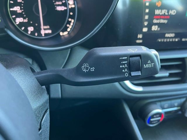 Used 2017 Alfa Romeo Giulia Ti image 40