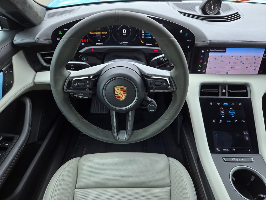 Used 2022 Porsche Taycan 4 Cross Turismo AWD/4WD image 18