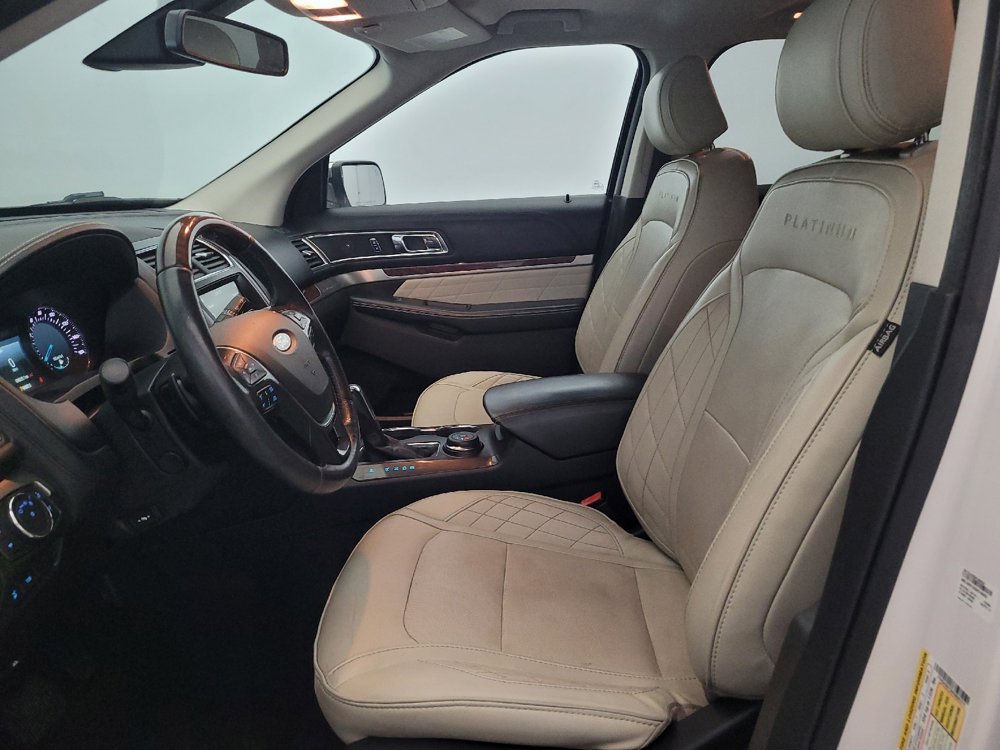 Used 2017 Ford Explorer Platinum AWD/4WD image 17