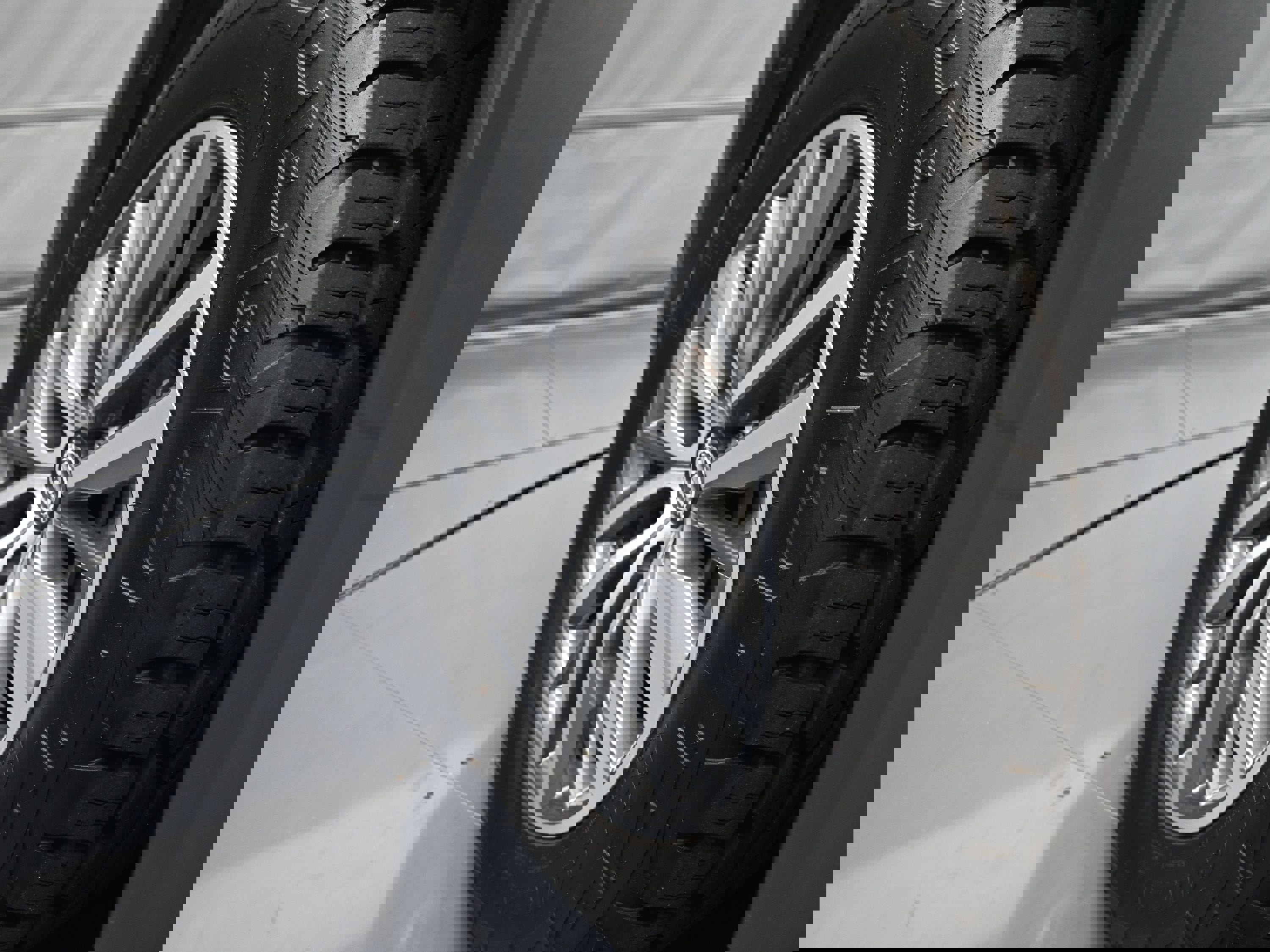 Used 2023 Nissan Armada SL image 29