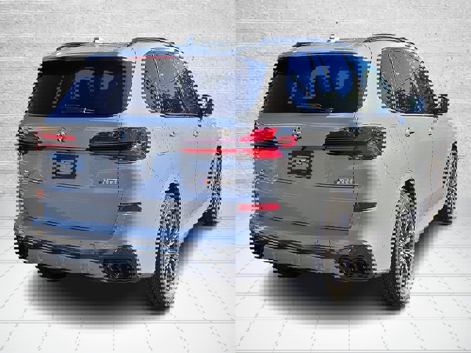 Certified 2024 BMW X5 M60i w/ Executive Package image 6