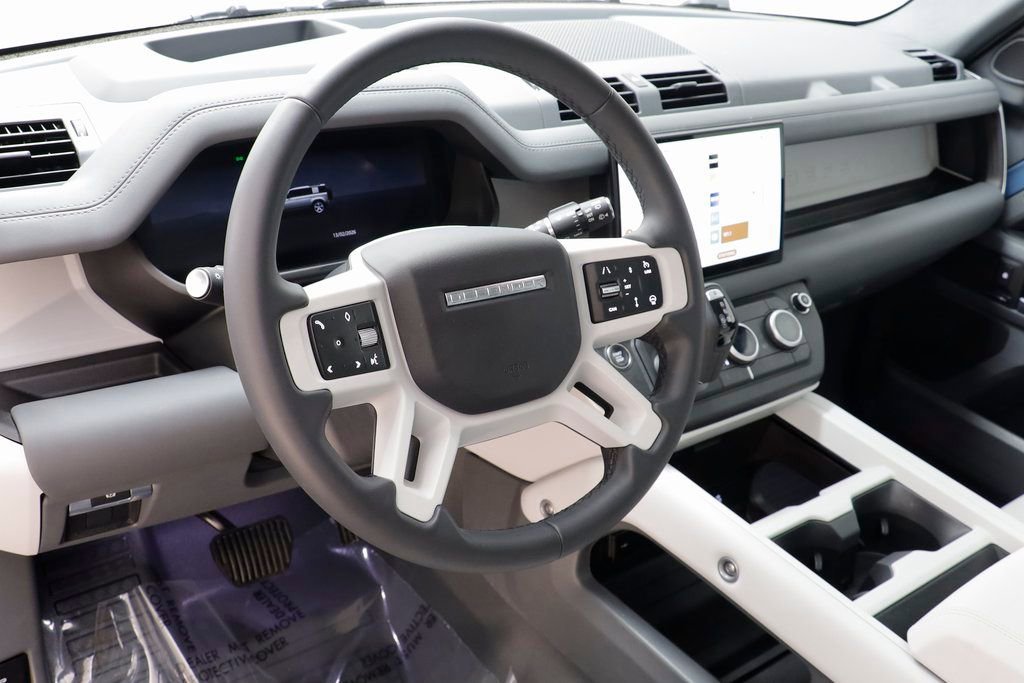 Used 2025 Land Rover Defender 110 S image 7