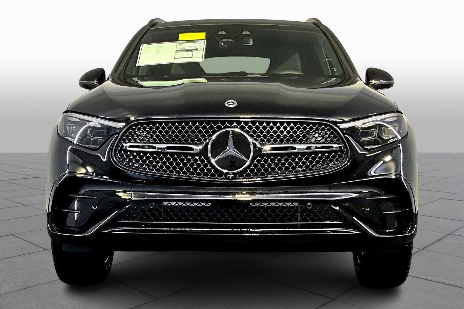 New 2026 Mercedes-Benz GLC 300 4MATIC image 2