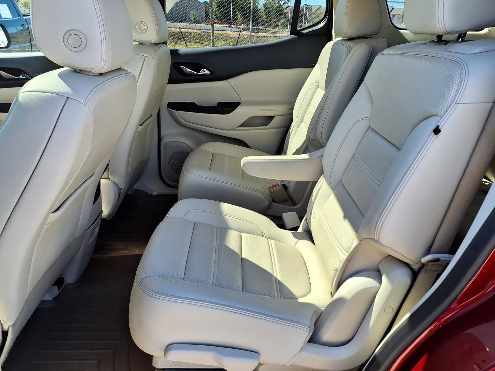 Used 2023 GMC Acadia Denali w/ Denali Ultimate Package image 18