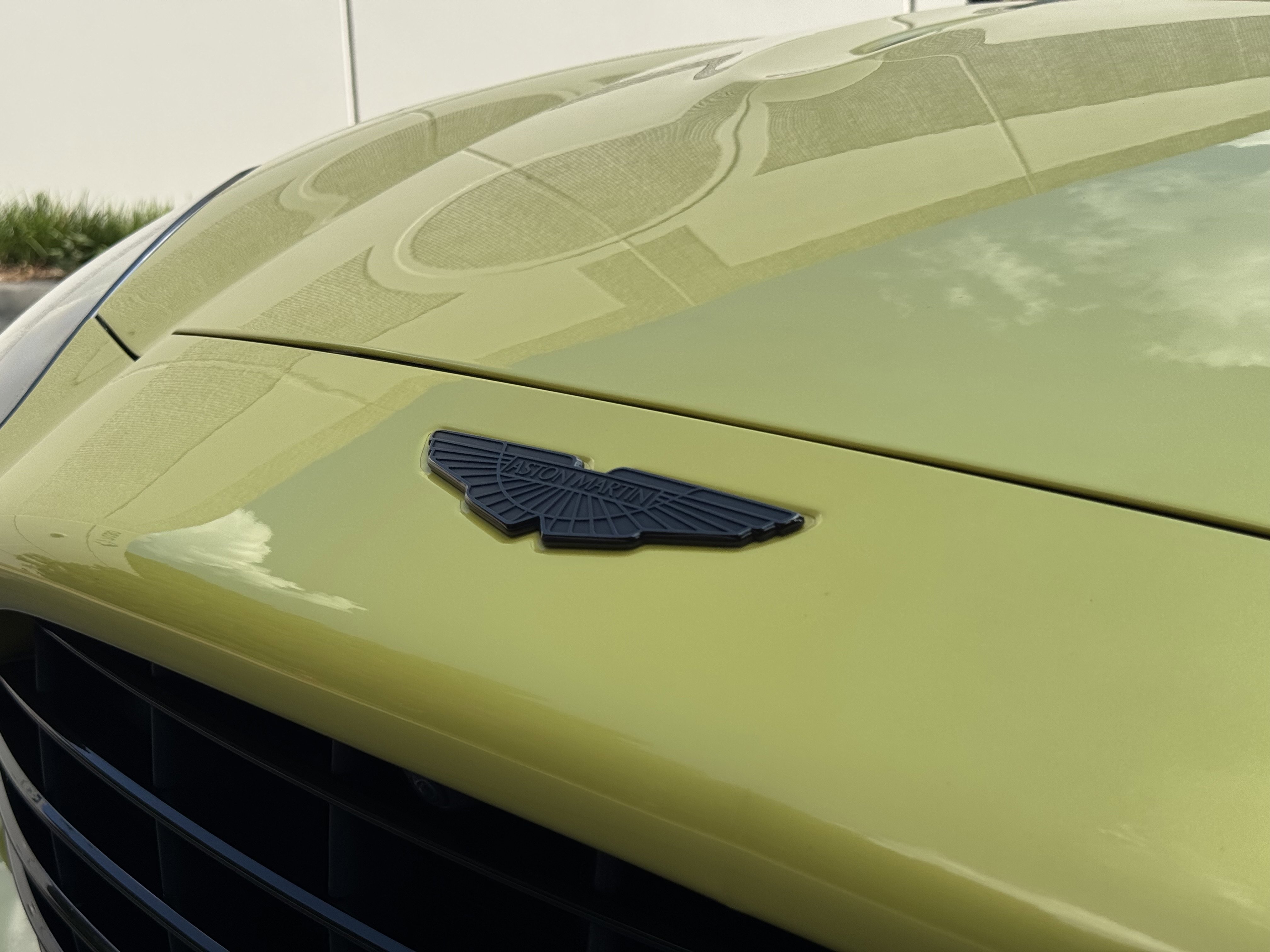 Used 2021 Aston Martin DBX image 39