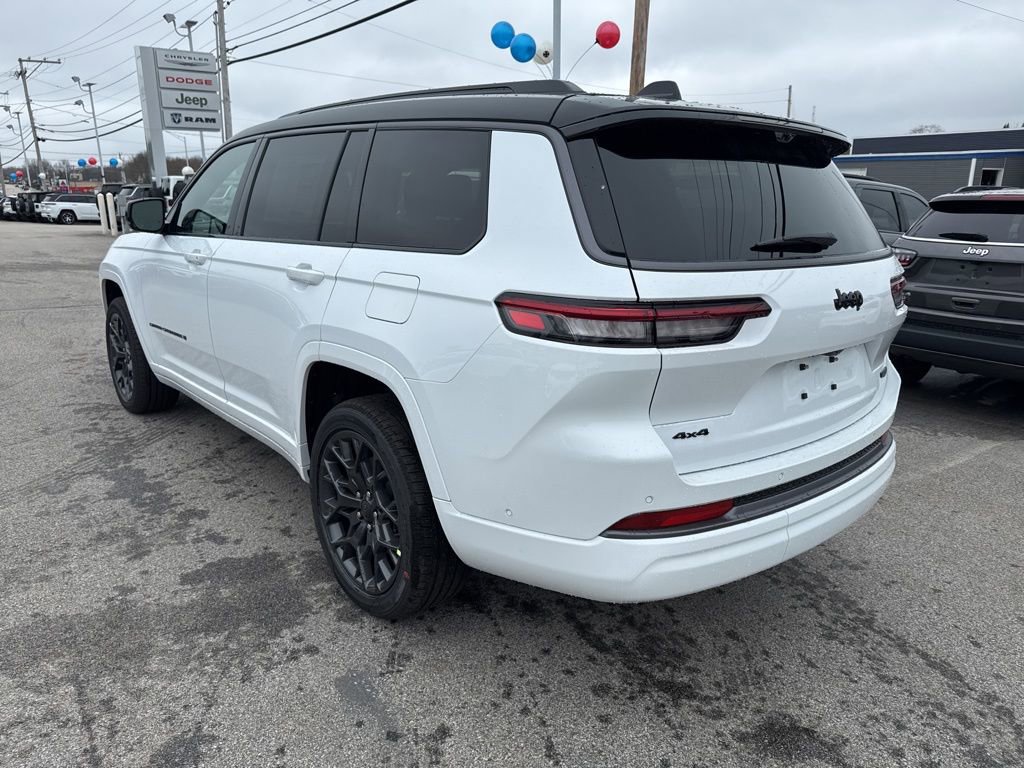 New 2026 Jeep Grand Cherokee L Summit AWD/4WD image 3