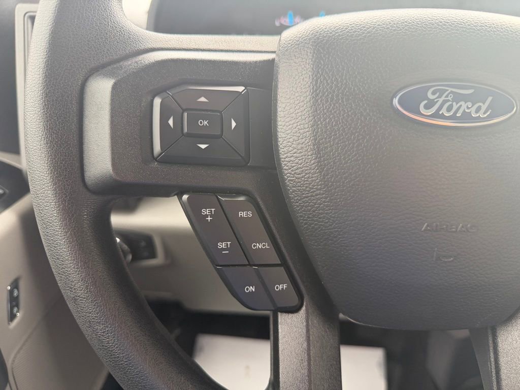 Used 2022 Ford F250 XL w/ Power Equipment Group image 15