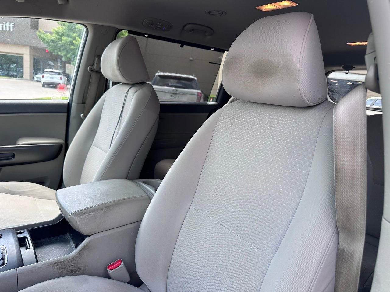 Used 2016 Kia Sedona LX w/ LX Convenience Package image 21