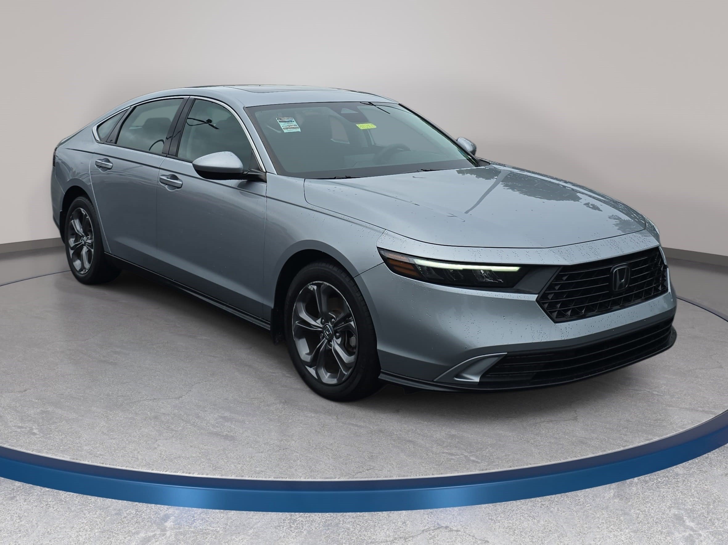 Certified 2023 Honda Accord EX image 3