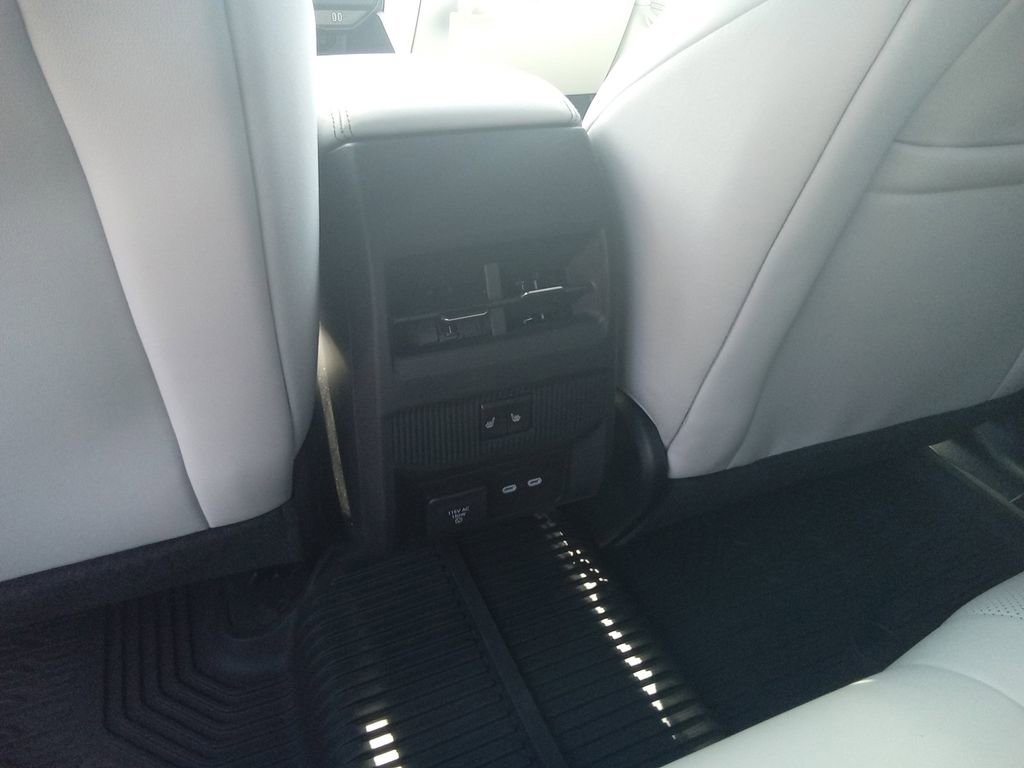 New 2026 Jeep Cherokee Overland w/ Advanced Pro Tech Group image 27