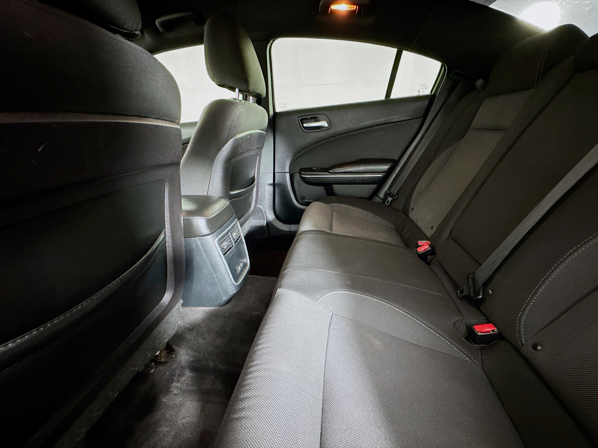 Used 2018 Dodge Charger SXT image 24