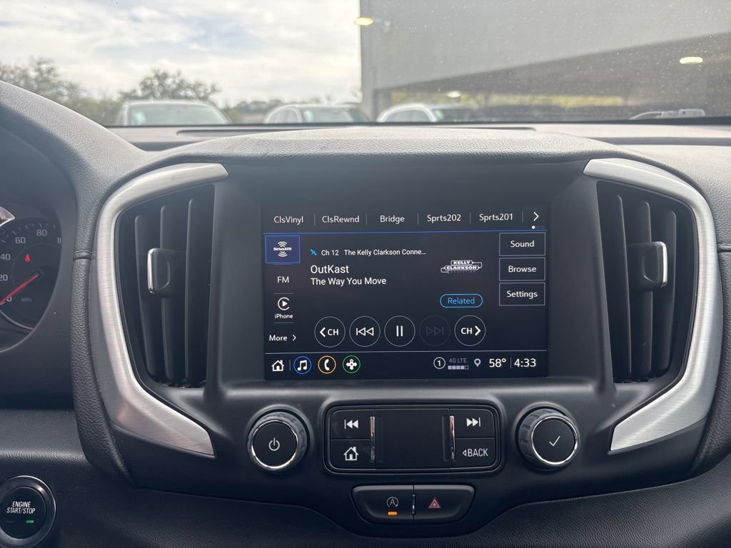 Used 2024 GMC Terrain SLT image 19