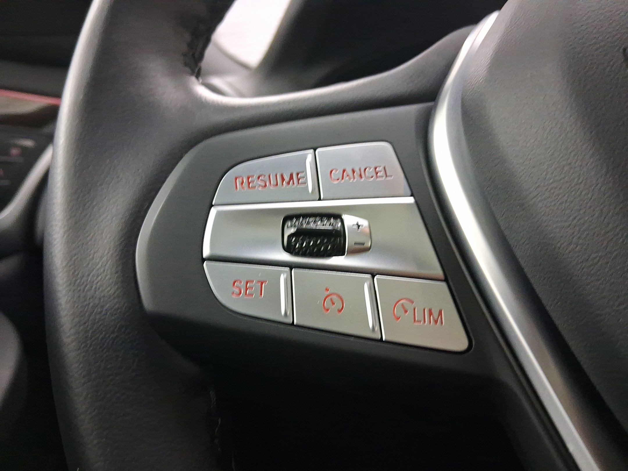 Certified 2023 BMW X4 xDrive30i image 15