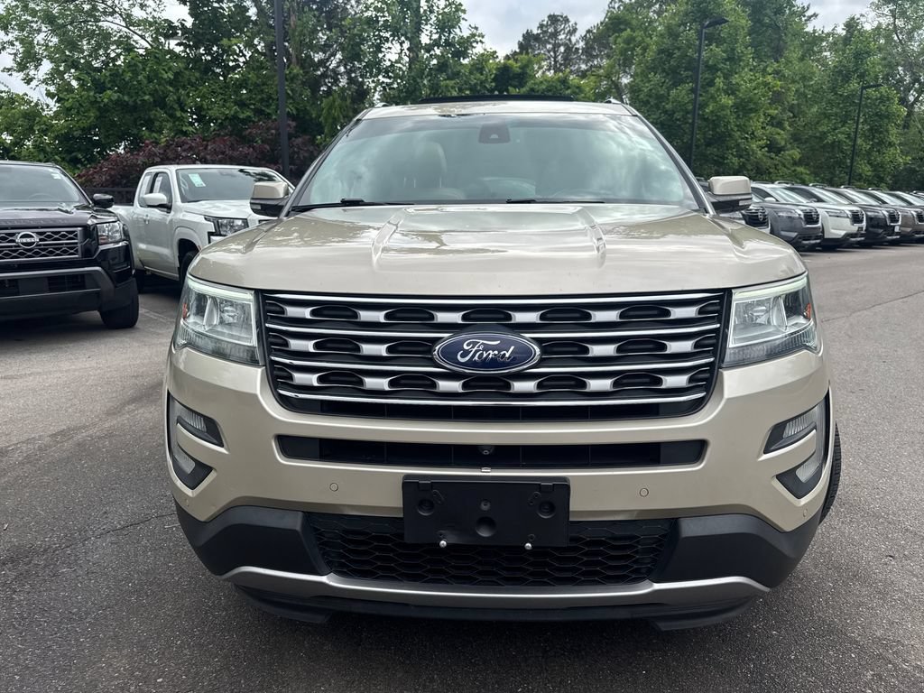 Used 2017 Ford Explorer Limited w/ Equipment Group 301A FWD image 33