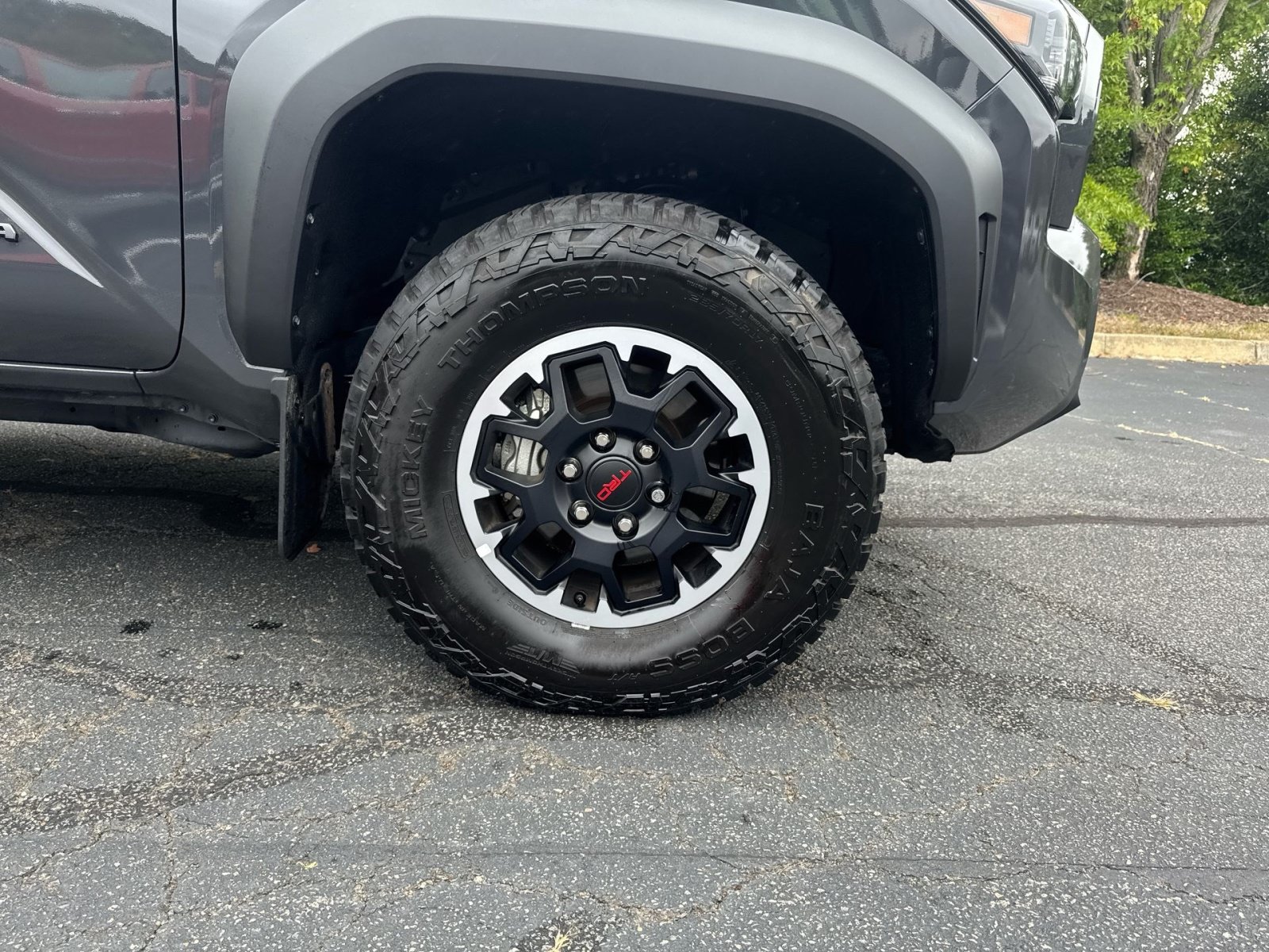 Used 2025 Toyota Tacoma TRD Off-Road AWD/4WD image 2