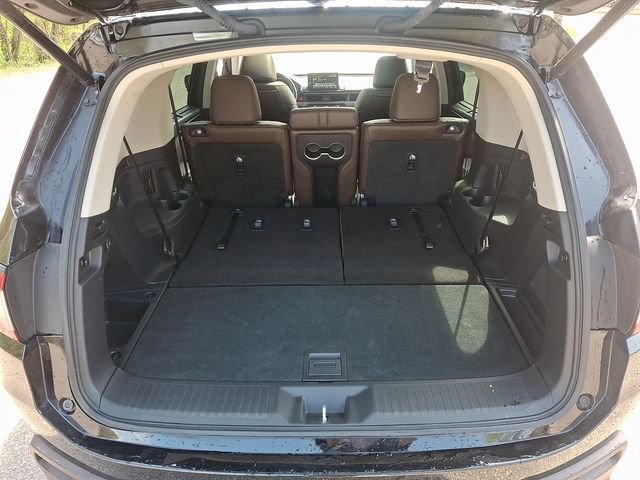 Used 2023 Honda Pilot Elite image 32