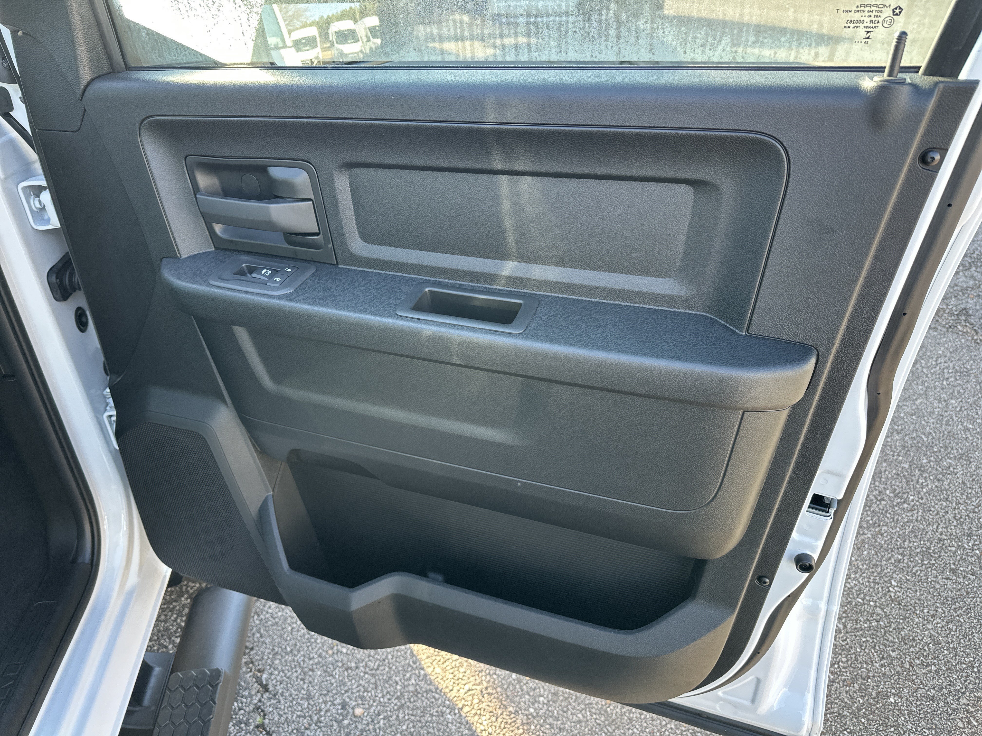New 2026 RAM 2500 Tradesman AWD/4WD image 14