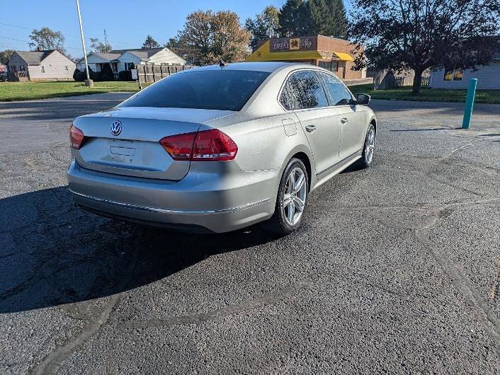Used 2014 Volkswagen Passat TDI SE FWD image 6