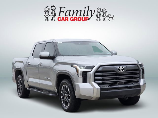 Used 2024 Toyota Tundra Limited w/ Power Package AWD/4WD image 2
