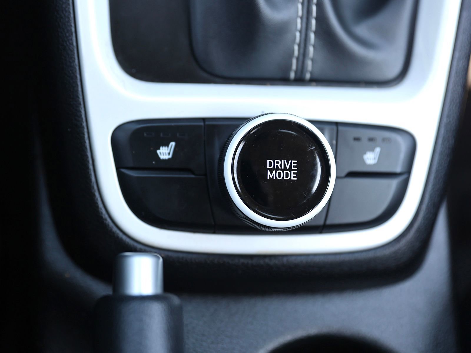 Certified 2023 Hyundai Venue Limited image 28