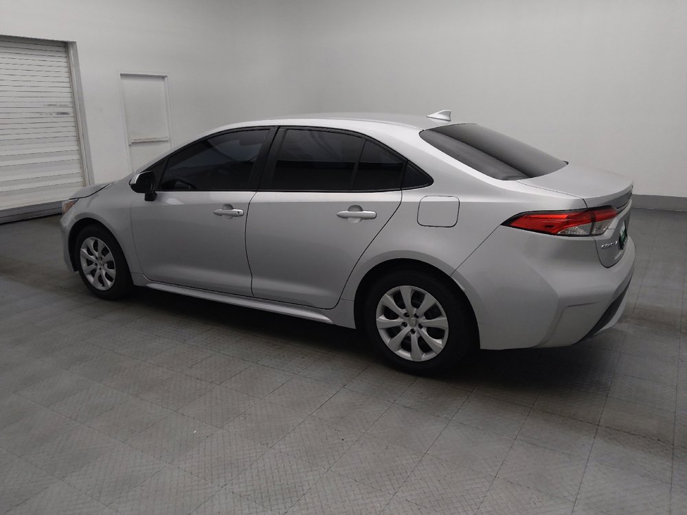 Used 2022 Toyota Corolla LE FWD image 3