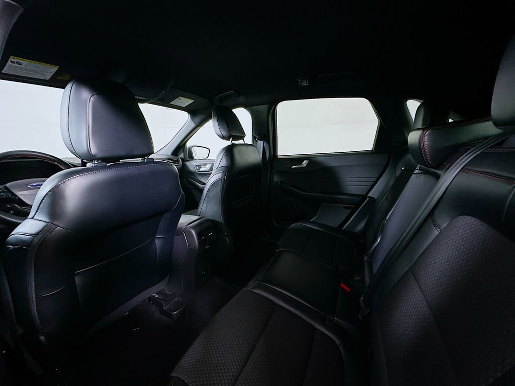 Used 2024 Ford Escape ST-Line AWD/4WD image 13