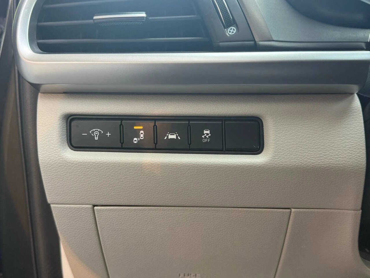 Used 2021 Kia Telluride S AWD/4WD image 25