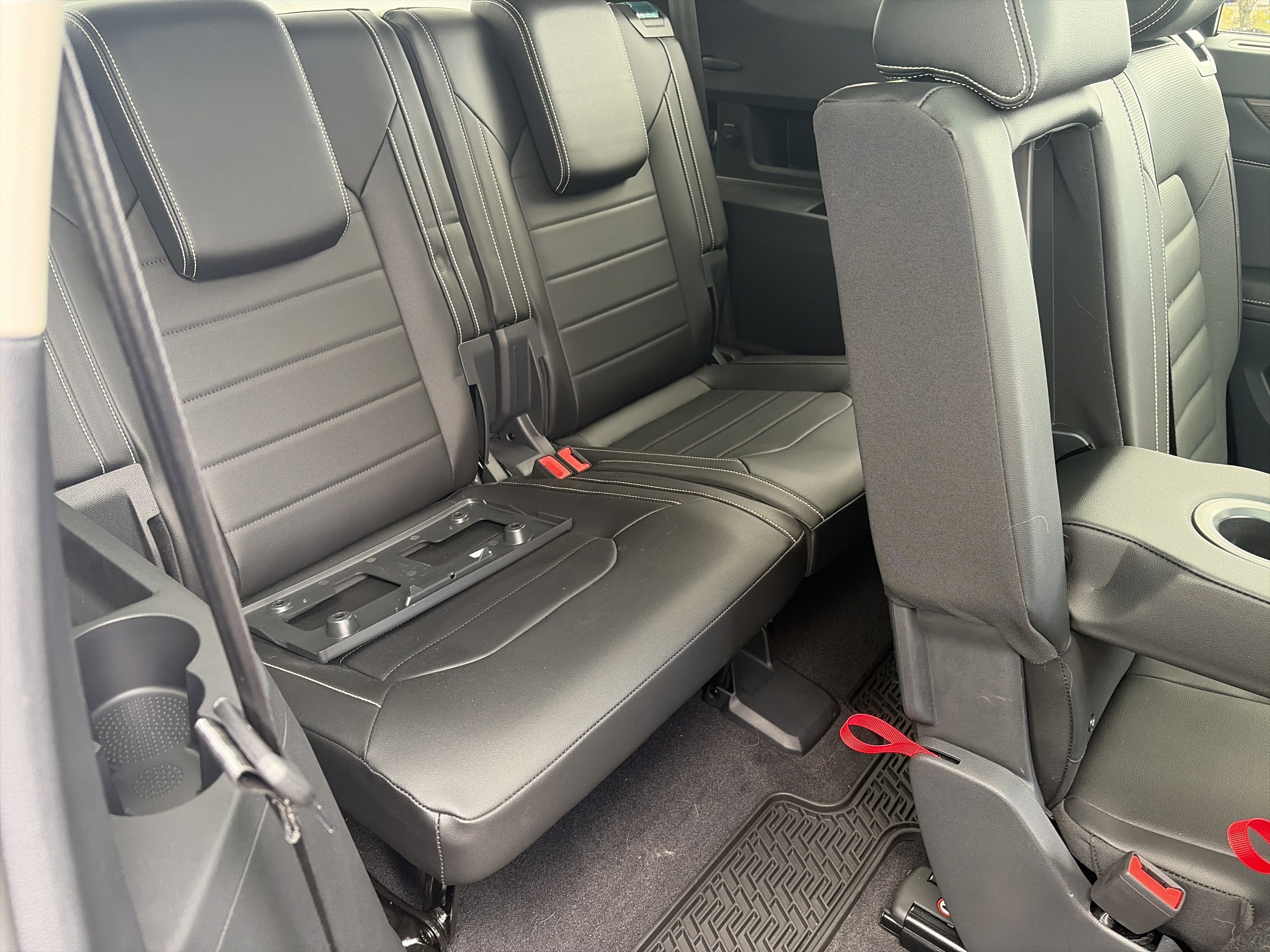 Used 2024 Volkswagen Atlas SEL image 37