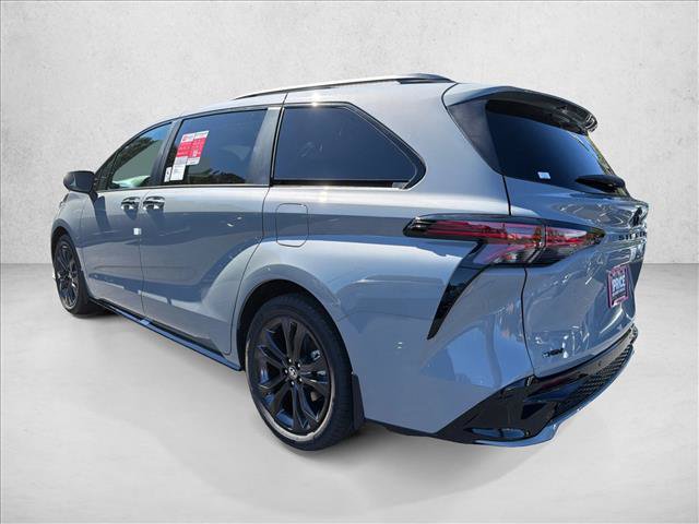 New 2026 Toyota Sienna XSE FWD image 5