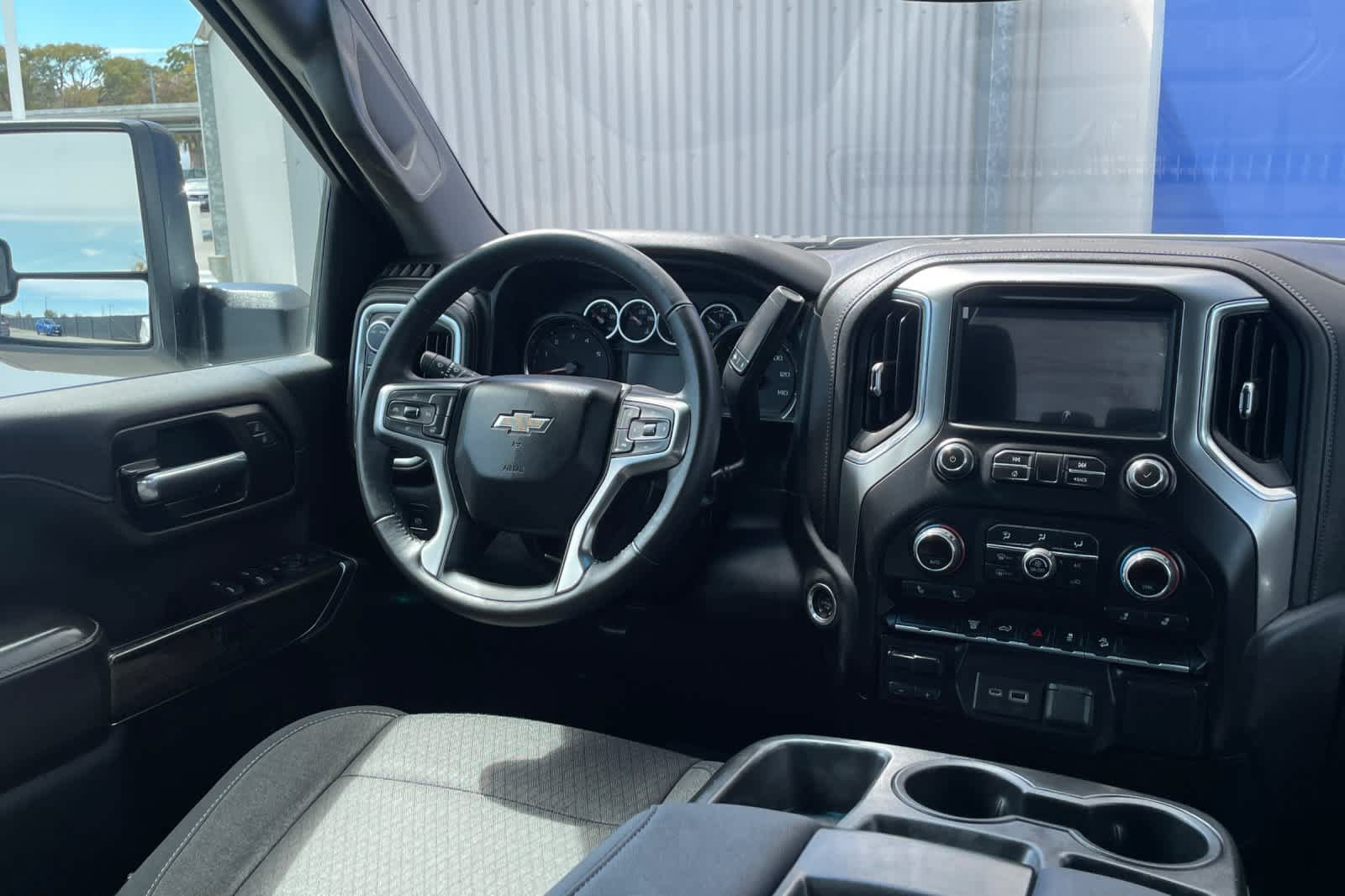 Used 2022 Chevrolet Silverado 2500 LT w/ Convenience Package AWD/4WD image 15