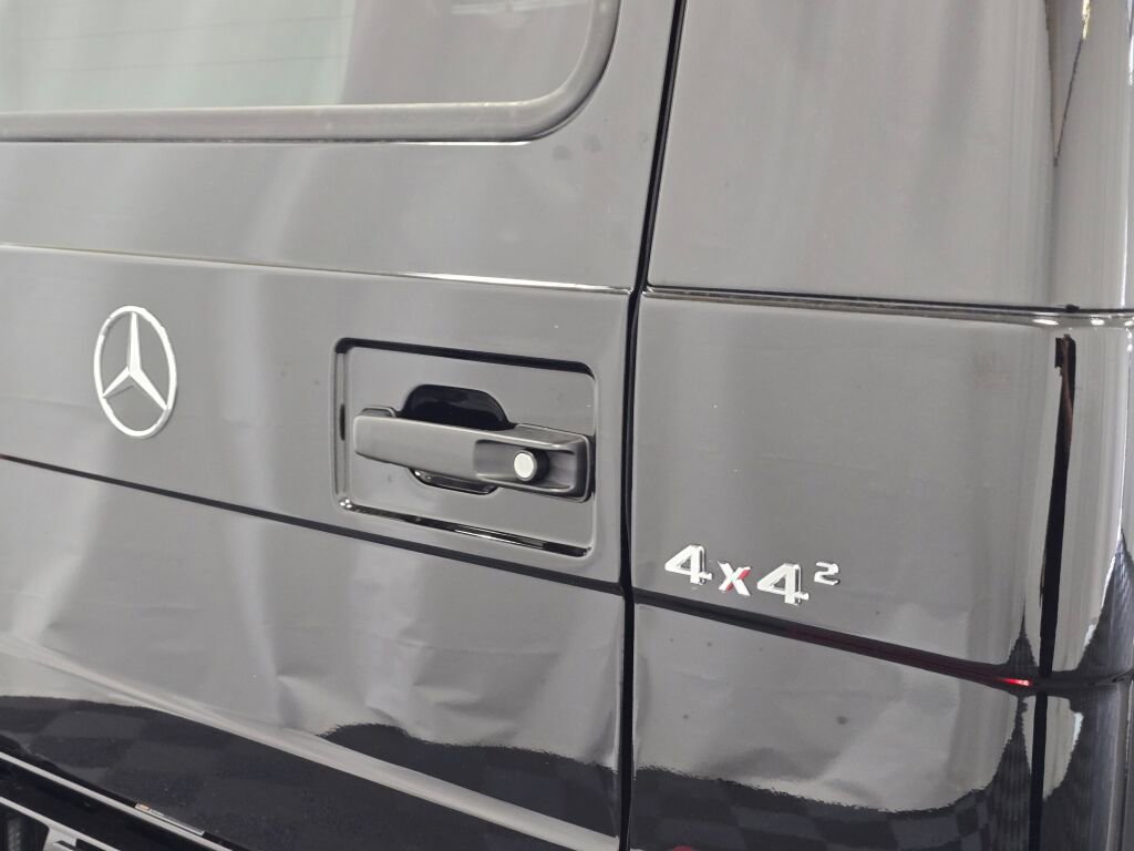 Used 2017 Mercedes-Benz G 550 Squared image 28