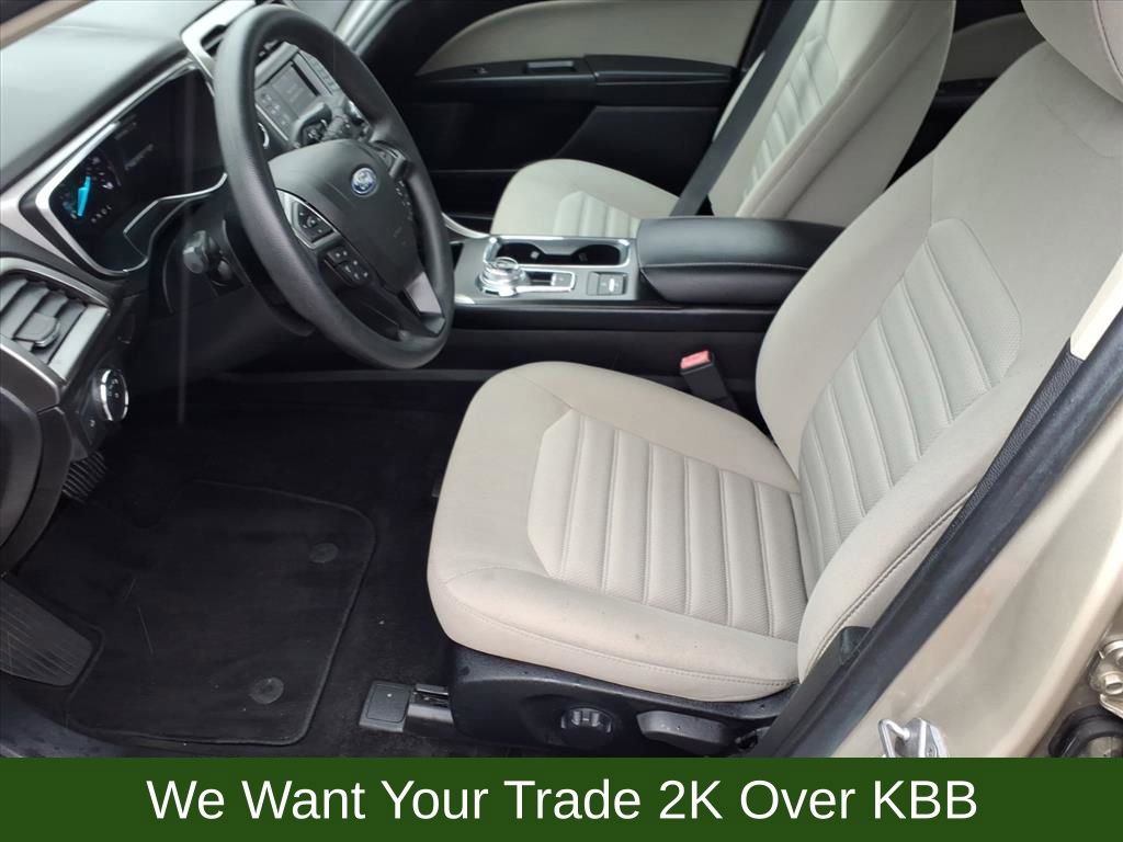 Used 2018 Ford Fusion S image 9