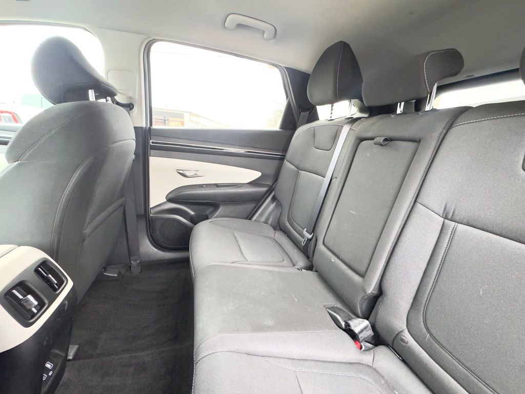Used 2022 Hyundai Tucson SEL image 17